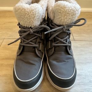 Women’s Sorel Explorer Carnival Boot size 6